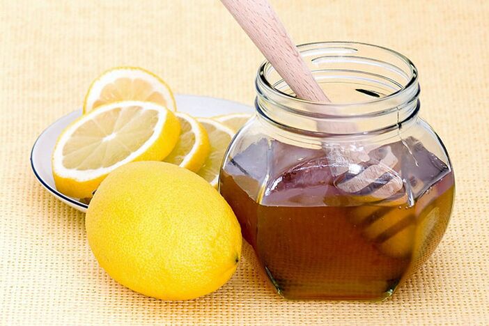 Le citron et le miel sont les ingrédients d'un masque qui blanchit et raffermit parfaitement la peau du visage